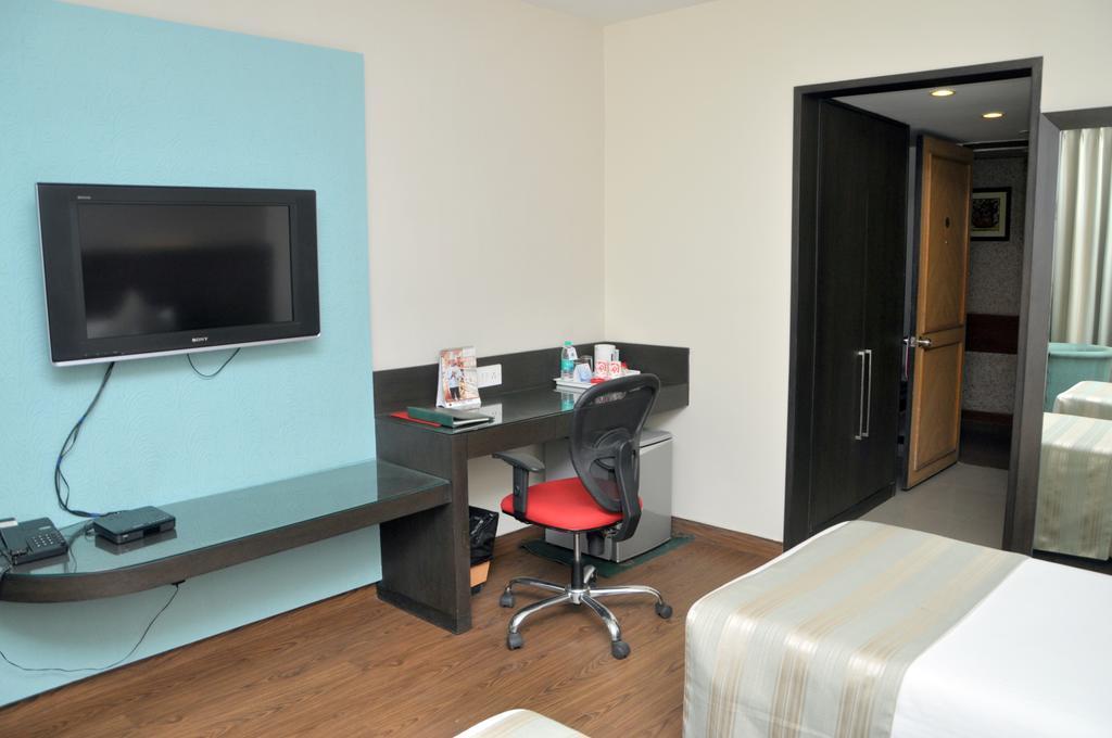 Indismart Hotel Kolkata Eksteriør bilde