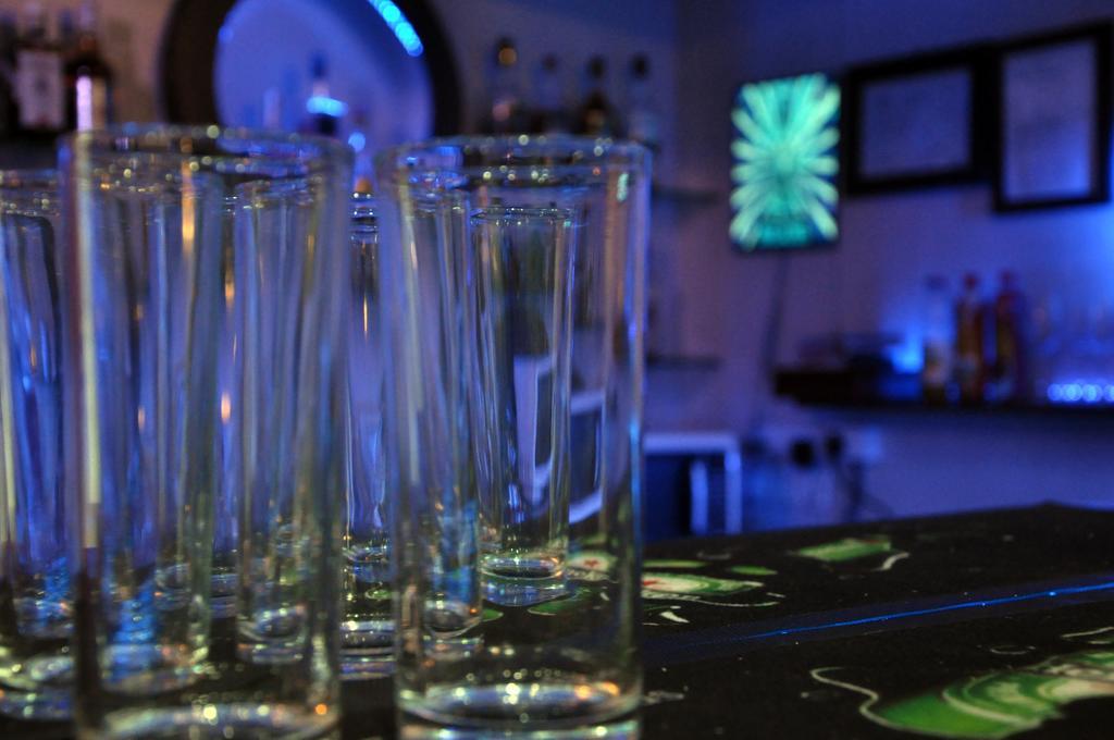 Indismart Hotel Kolkata Eksteriør bilde