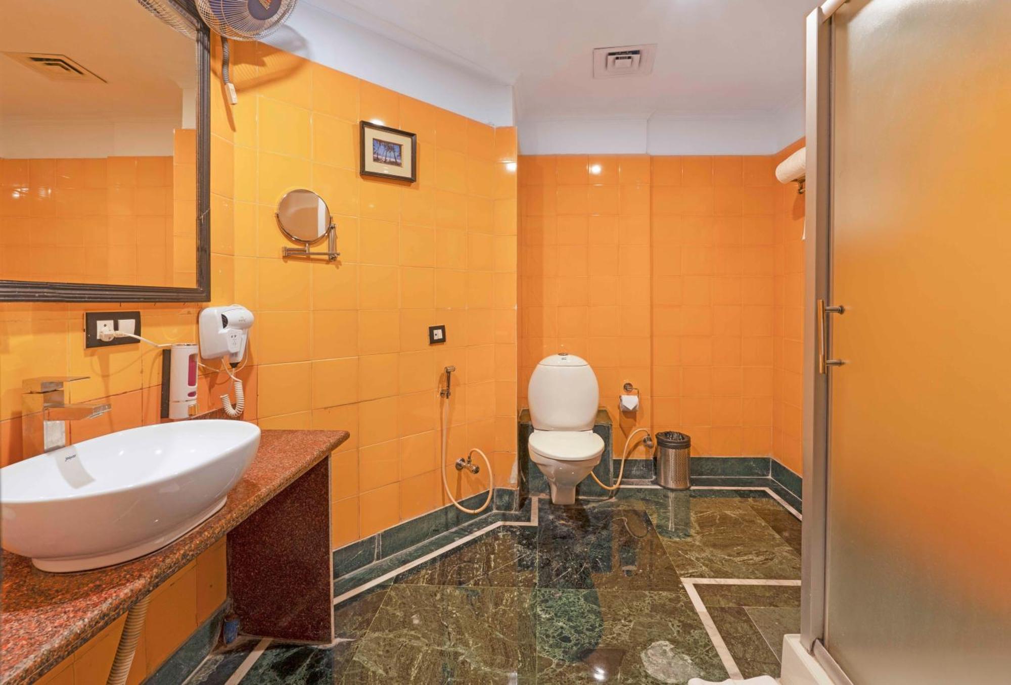 Indismart Hotel Kolkata Eksteriør bilde