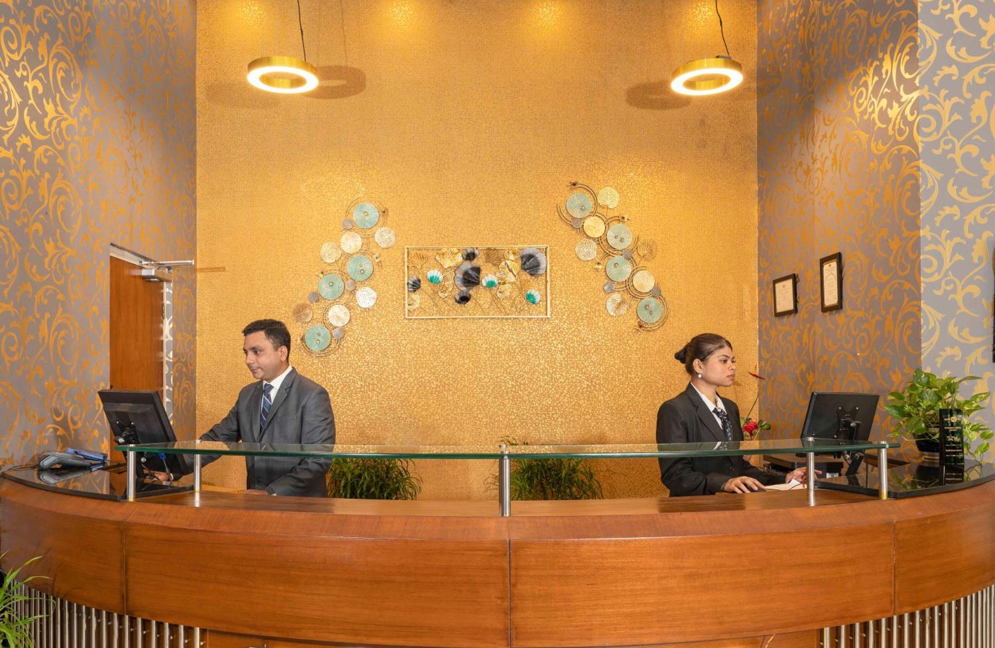 Indismart Hotel Kolkata Eksteriør bilde