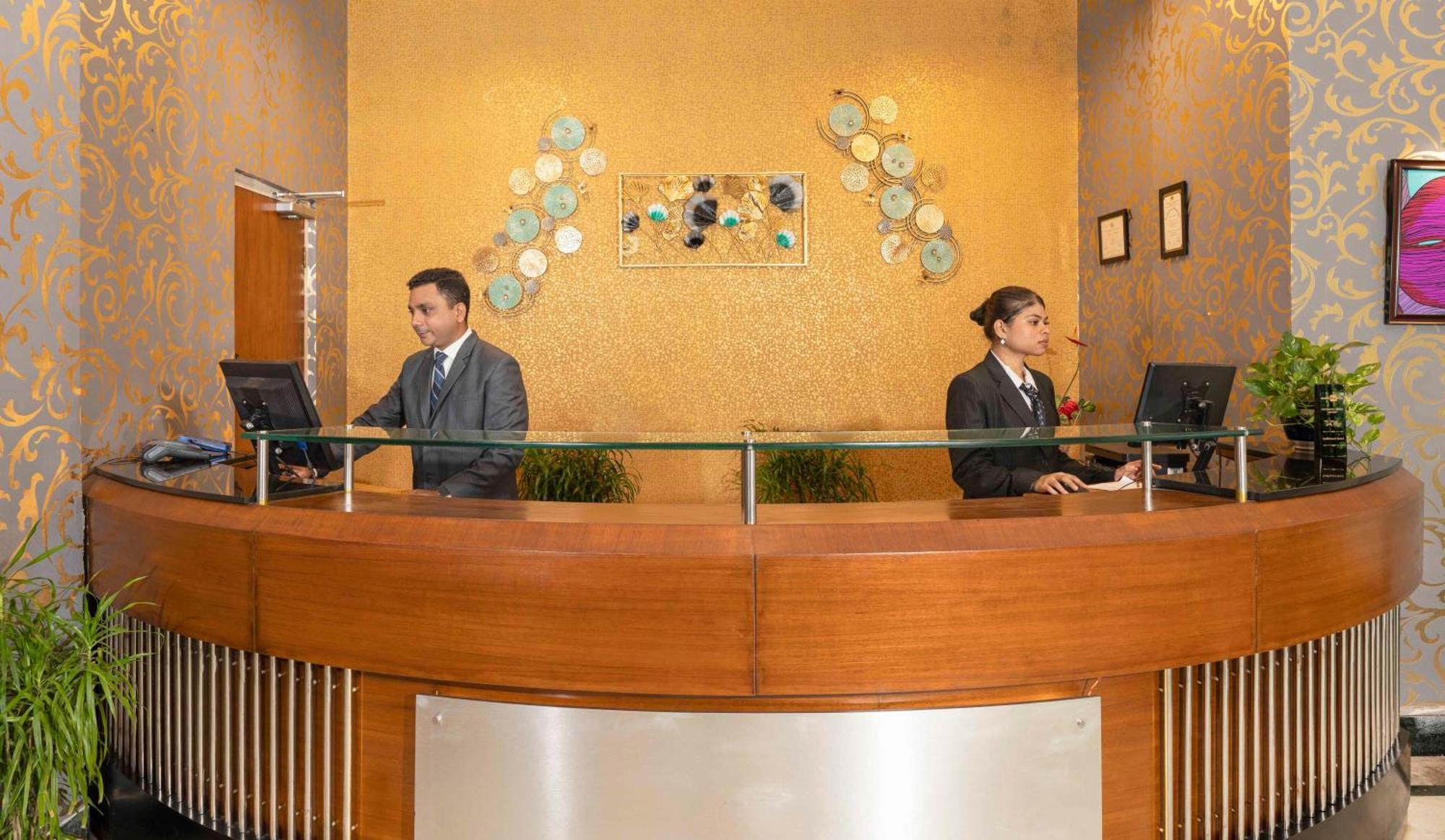 Indismart Hotel Kolkata Eksteriør bilde