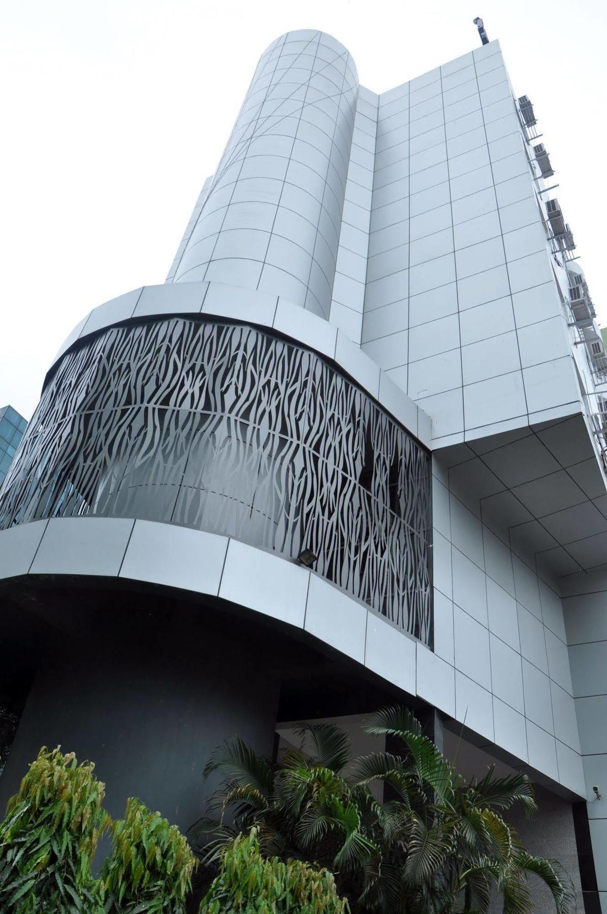 Indismart Hotel Kolkata Eksteriør bilde